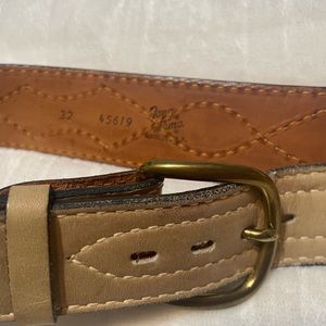 Vintage Tony Lama Womens Beige Leather Belt with Diamond Design